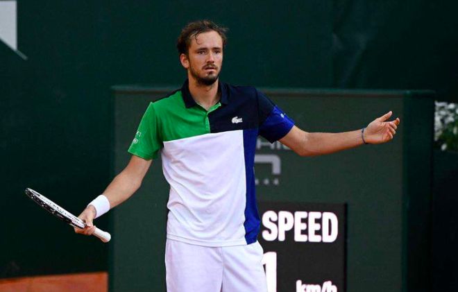 或不愿弃牌 或不愿弃牌